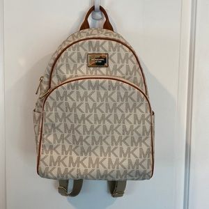 Michael Kors Signature Large Vanilla Backpack